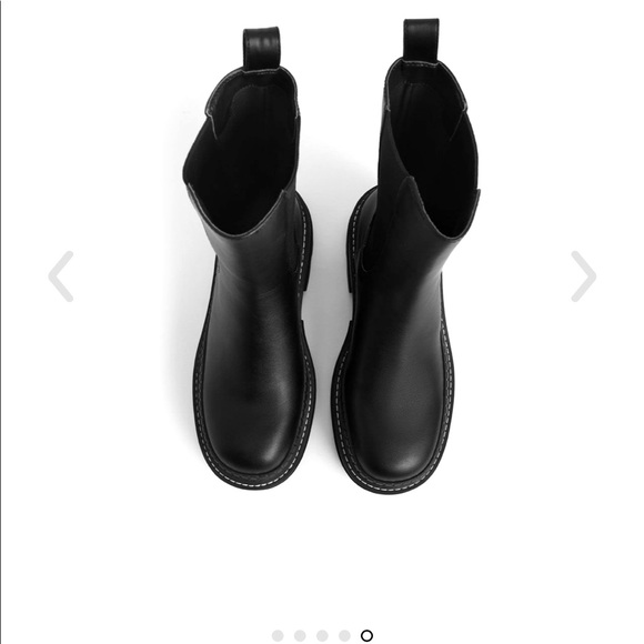 [Charles & Keith] Rhys Chelsea Calf Boots - Black, Sold Out Twice! - Picture 6 of 7
